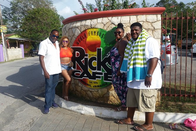 1. Negril Private Airport transfer to/from Hotels & Accommodations - The return from Negril to Sangster Airport