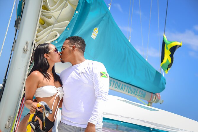 3.5hr Private Catamaran Cruise with Snorkeling, DJ, Bar, Food - Doctor’s Cave Beach and the second water stop