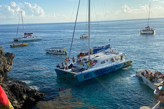 4 Hours Party Boat Catamaran Cruise in Negril - Who should book this Negril cruise