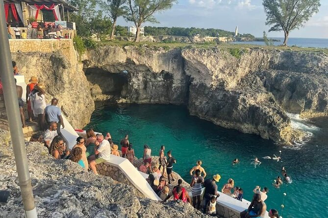 7 Mile Beach and Rick's Cafe in Negril from Montego Bay Private Tour - How to make the five hours count