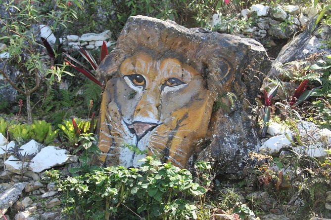 Ahhh Ras Natango Gallery and Garden Private Transfer - A garden retreat in the hills above Montego Bay