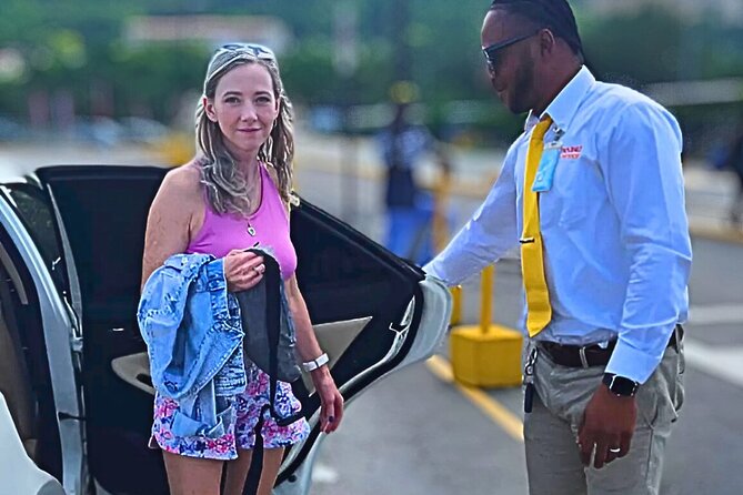 AirBnB/Hotel MBJ Airport Shuttle to all areas -one way/round trip - What the ride is really like