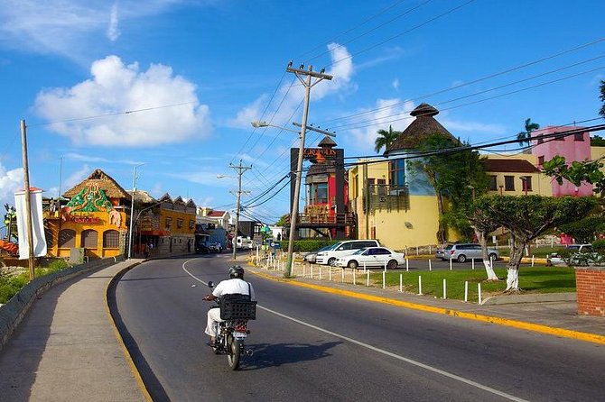 Airport Transfer MBJ Montego Bay to Kingston - What the vehicle and driver add to the journey