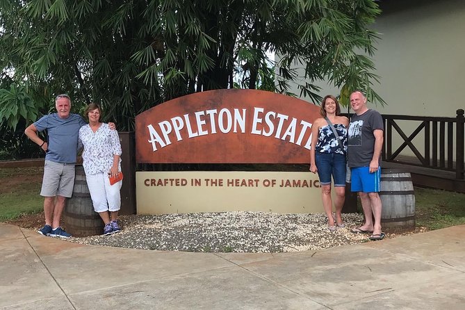Appleton Rum Factory, Ys Falls, Black River Safari, Floyd’s Pelican Bar - Black River by boat