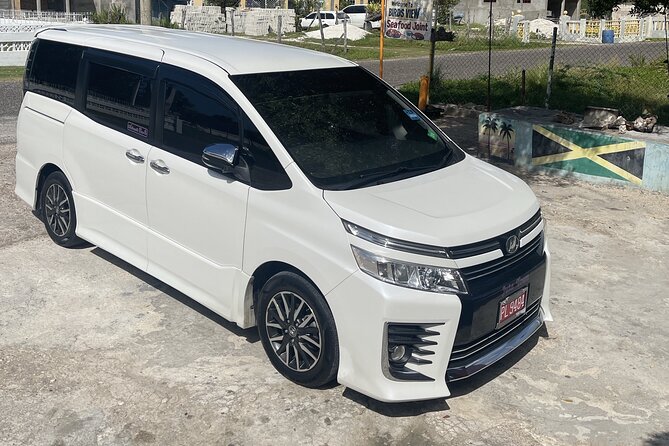 Bahia Principe Grand Jamaica Private Airport transfer - Returning from the resort to Montego Bay