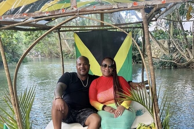 Bamboo Rafting and HorseBack Riding Excursion in OchoRios Jamaica - The vendor stop and the question of value