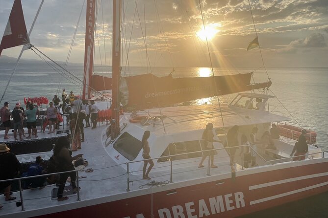 Bamboo Rafting, Catamaran Party Cruise and Ricks Cafe - Rick’s Café: a short finish above the sea