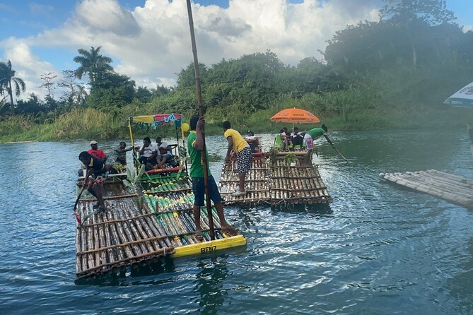 Bamboo rafting on the great river -Transportation only - Coconut water, sugar cane, and the limestone massage