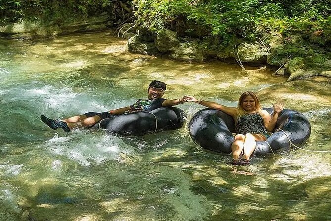 Bamboo Rafting & River Tubing Tour Ocho Rios(Entry Fee Included) - What makes the river setting worthwhile