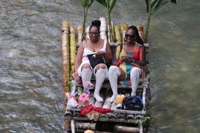 Bamboo rafting with Limestone Foot Massage free rum taste - Shopping, rum tasting, and what is not included