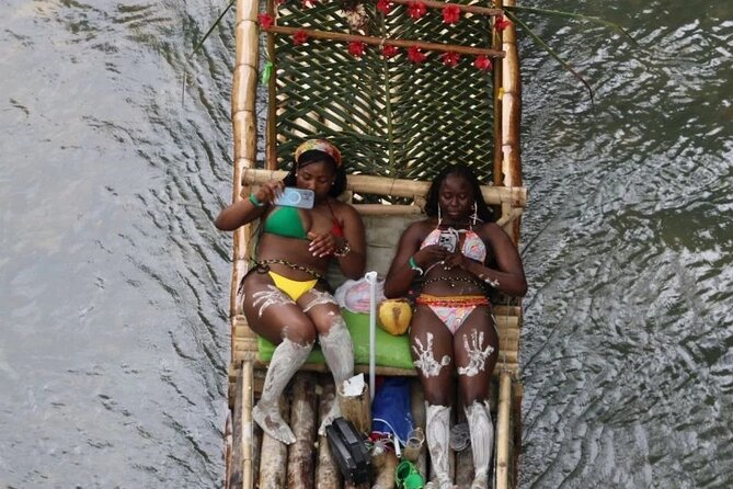 Bamboo rafting with Limestone Foot Massage free rum taste - What the strongest praise tells me