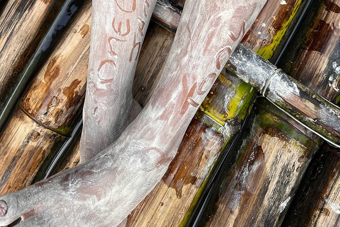 Bamboo rafting with limestone massage - The private format and guide service