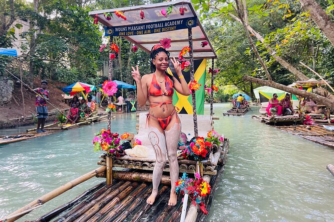 Bamboo River Rafting with massage and Horseback ride in ocean - The guide and local context matter