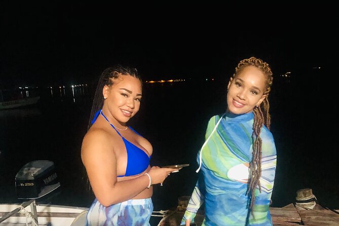 Bioluminescent Lagoon Tour: Night Swimming and Liming in Jamaica - Who will enjoy this most