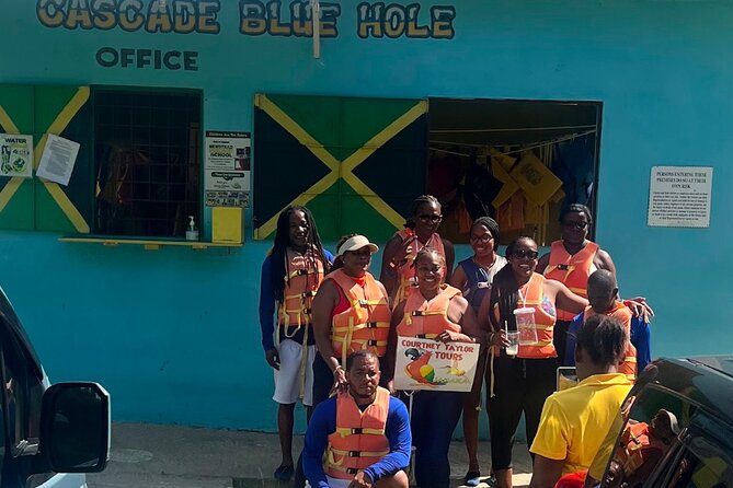 Blue Hole Admission Fee Ticket - What happens during the Blue Hole visit