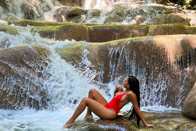 Blue Hole and Dunn's River Falls Ocho rios - Blue Hole: natural pools with a playful edge