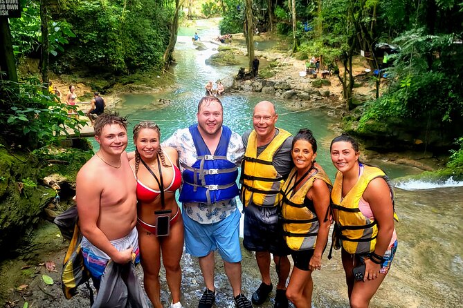 Blue Hole and Dunn's River Falls Ocho rios - How the two stops fit together