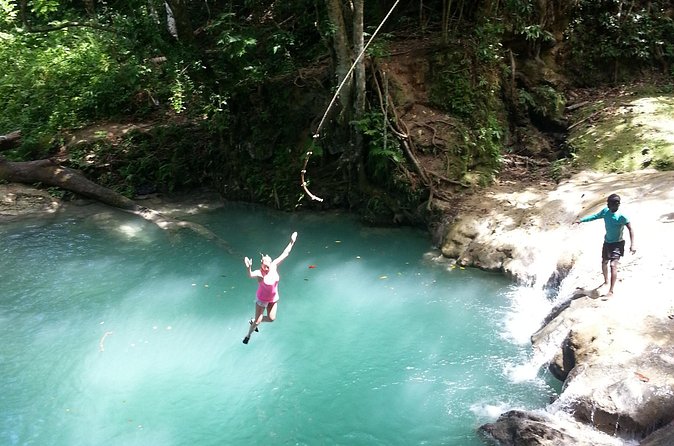 Blue Hole and Dunns River Falls from Falmouth - Scotchies makes lunch a useful final stop