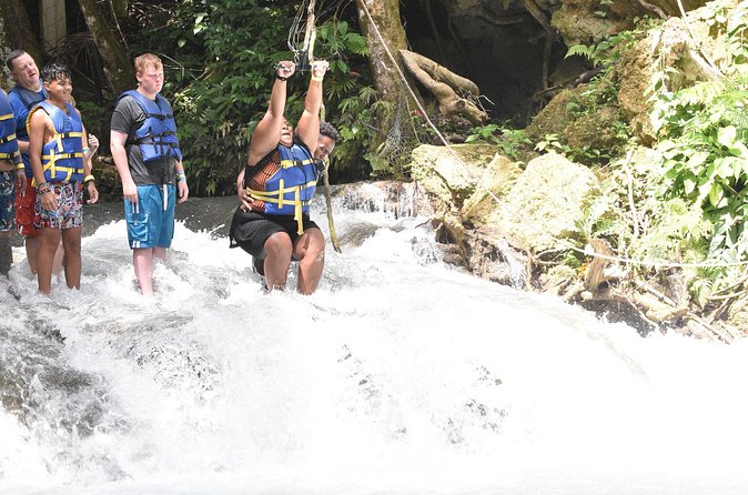Blue Hole and River Tubing Combo from Falmouth - Guides Make the Difference