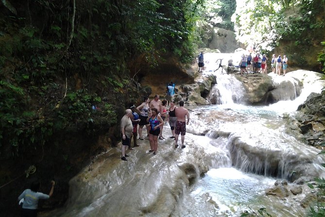 Blue Hole and River Tubing from Montego Bay - A driver who adds more than transportation