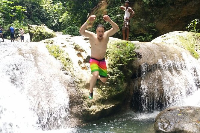 Blue Hole and River Tubing Tour from Falmouth - What to pack and how to plan the day
