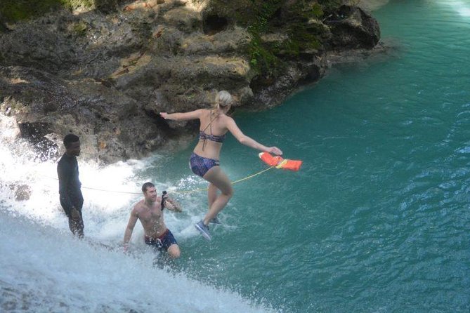 Blue Hole and Secret Falls plus Dunn's River Falls Combo Tour - Dunn’s River Falls: climb a natural staircase