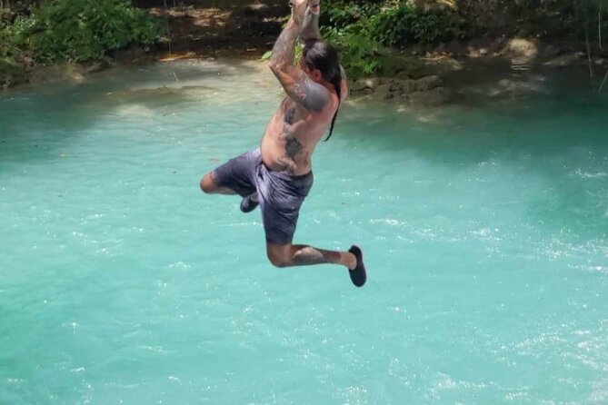 Blue Hole and Shopping in Ochi Rios - Returning to Ocho Rios for Shopping
