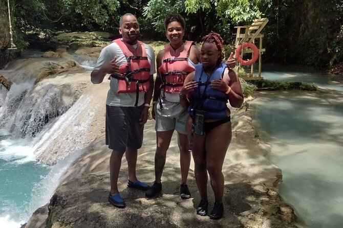 Blue Hole and Shopping in Ocho Rios Jamaica - The shopping village in Ocho Rios