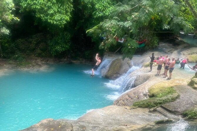 Blue Hole and Sightseeing Tour from Ocho Rios, Jamaica - Who should book this experience?