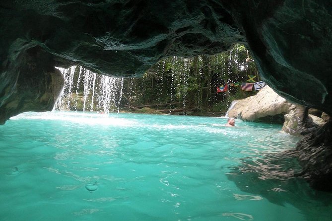Blue Hole & Jamaica Sightseen Tour Included Transportation - Key points to know before booking