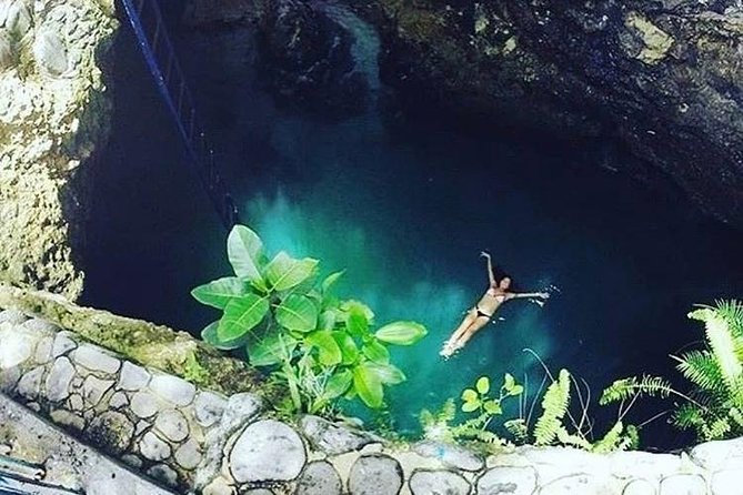 Blue Hole Mineral Spring and Ricks Cafe Private Tour - The $160 price: good value for the right group