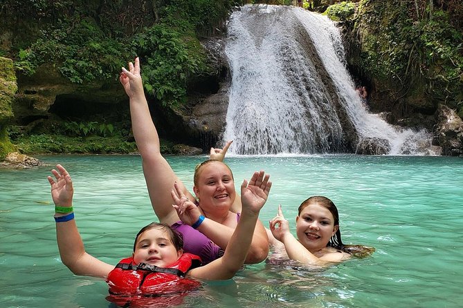 Blue Hole Ocho Rios (Island Gully Falls) - Who will enjoy Blue Hole most