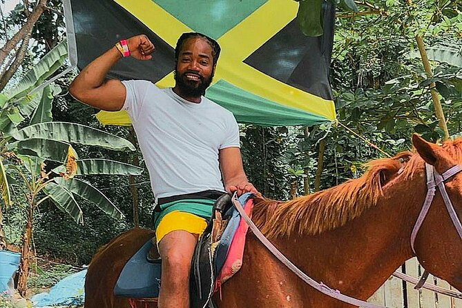 Blue Hole, River Tubing, and Horse Ride with Swim Ocho Rios - Meeting Tracy and getting out of Ocho Rios