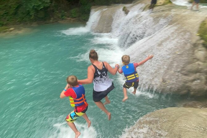 Blue Hole Secret Falls from Falmouth - Key points to know before you book