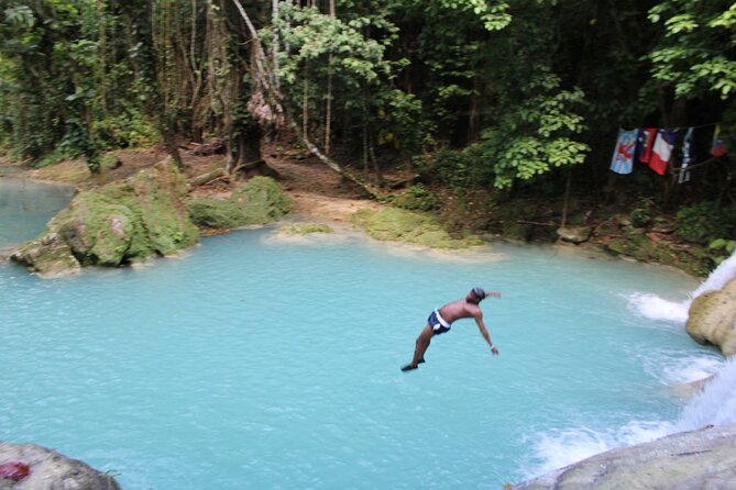 Blue Hole / Secret Falls Private Tour including Entry Fee - What the 1.5-hour Blue Hole visit feels like