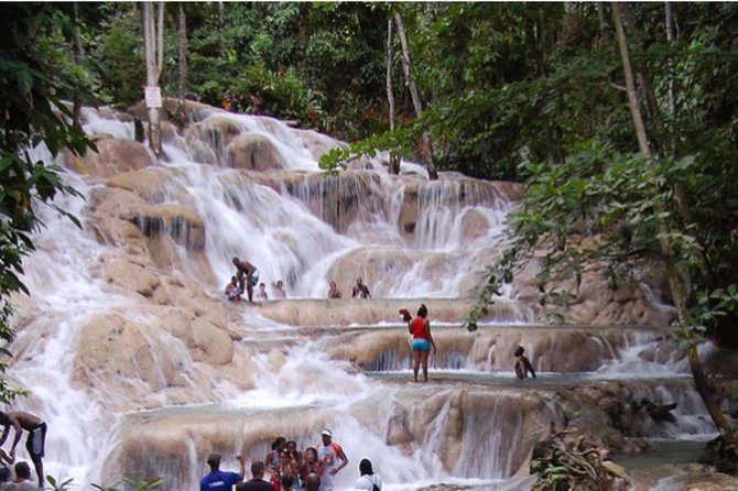 Bob Marley Nine Mile and Dunn's River Falls Tour From Montego Bay - Lunch gives you a taste of Jamaica, at your own cost