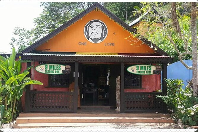 Bob Marley Nine Mile Home Private Tour from Montego Bay - Inside the Former Home and Mausoleum