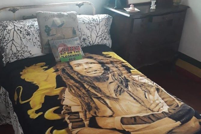 Bob Marley Nine Mile Tour - From Montego Bay - The climb from the coast to Nine Mile