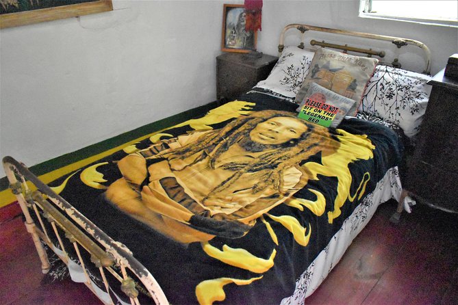 Bob Marley's Nine Mile Day-Trip with Admission & Guided Tour from Falmouth - Mt Zion and the spiritual side of Bob Marley