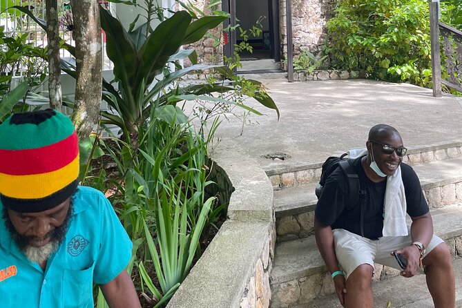 Bob Marley's Nine Mile Mausoleum Tour (Complimentary Rum Punch) - Who will enjoy this Nine Mile visit