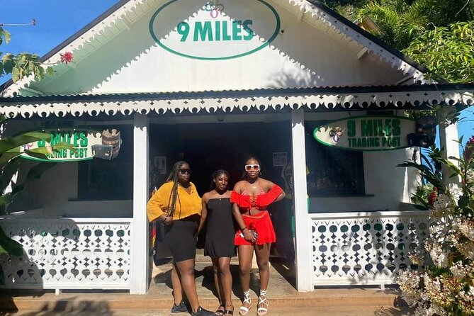 Bob Marley's Nine Mile Tour with Admission from Montego Bay - Rio Bueno and the Discovery Bay area