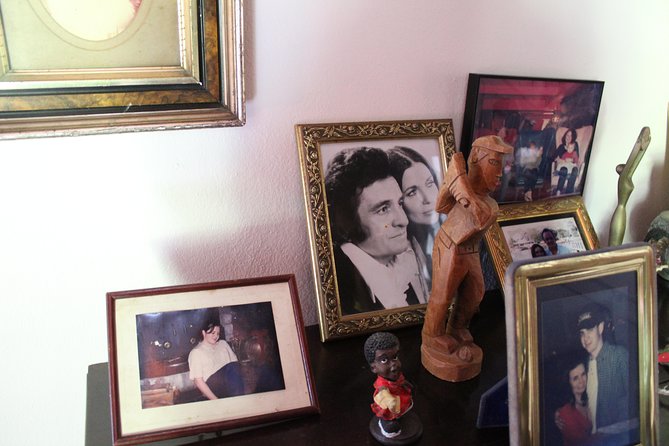 Cinnamon Hill Great House Tour: Home of Johnny Cash - Walking through Johnny and June’s rooms