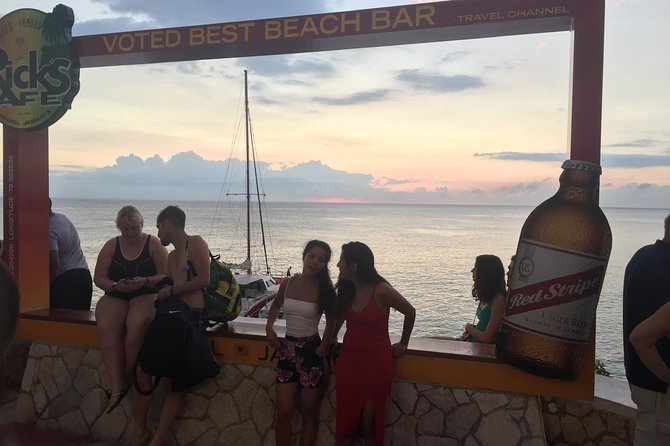 Cliff jumping and Sunsets - Why Rick’s Cafe works for a short Negril outing