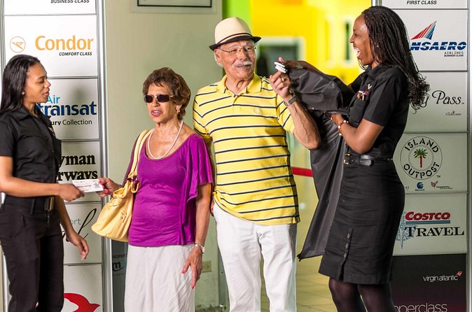 Club Mobay VIP Lounge Access and Round-Trip Airport Transfer - What you get inside the departure lounge