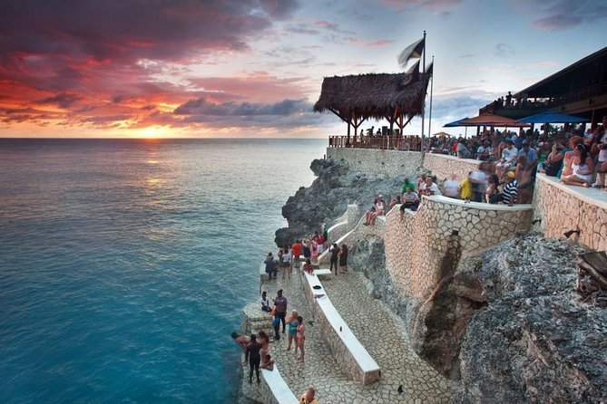 Day-Trip to Rick's Cafe from Montego Bay - Leaving Montego Bay in a shared bus or minivan