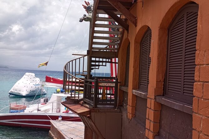 Doctor's Cave Beach and Shopping - Margaritaville beside the beach