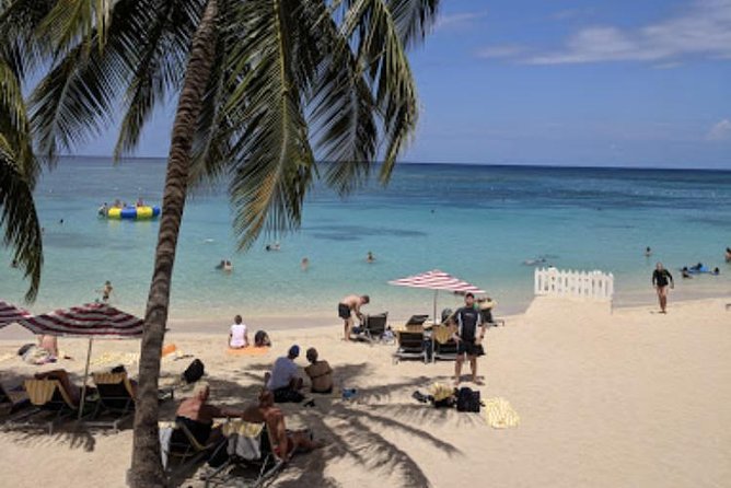 Doctor's Cave Beach, Jimmy Buffett 's Margaritaville and Shopping - What to bring and how to plan the day