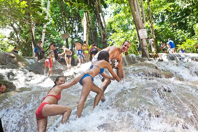 Dunn's River and Blue Hole with lunch combo from Montego Bay - The 90-minute ride from Montego Bay