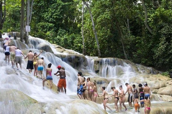 Dunn's River Falls and Horse Back Riding Excursion - How the transportation affects your day
