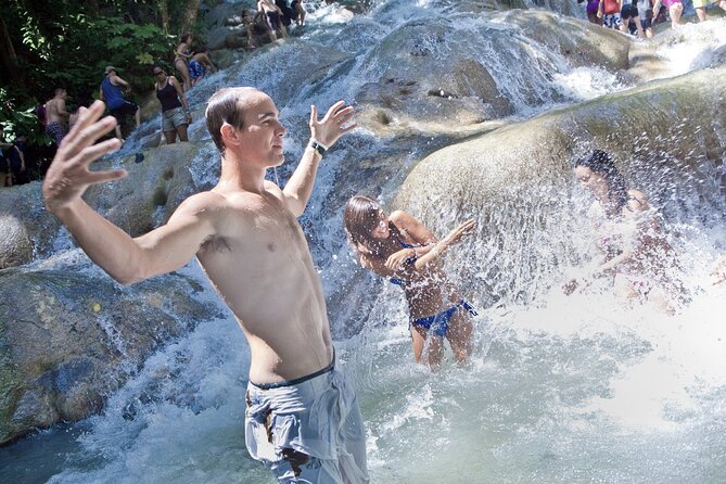 Dunn's River Falls and Ocho Rios Shopping Tour from Runaway Bay - Shopping is useful, but keep your expectations modest